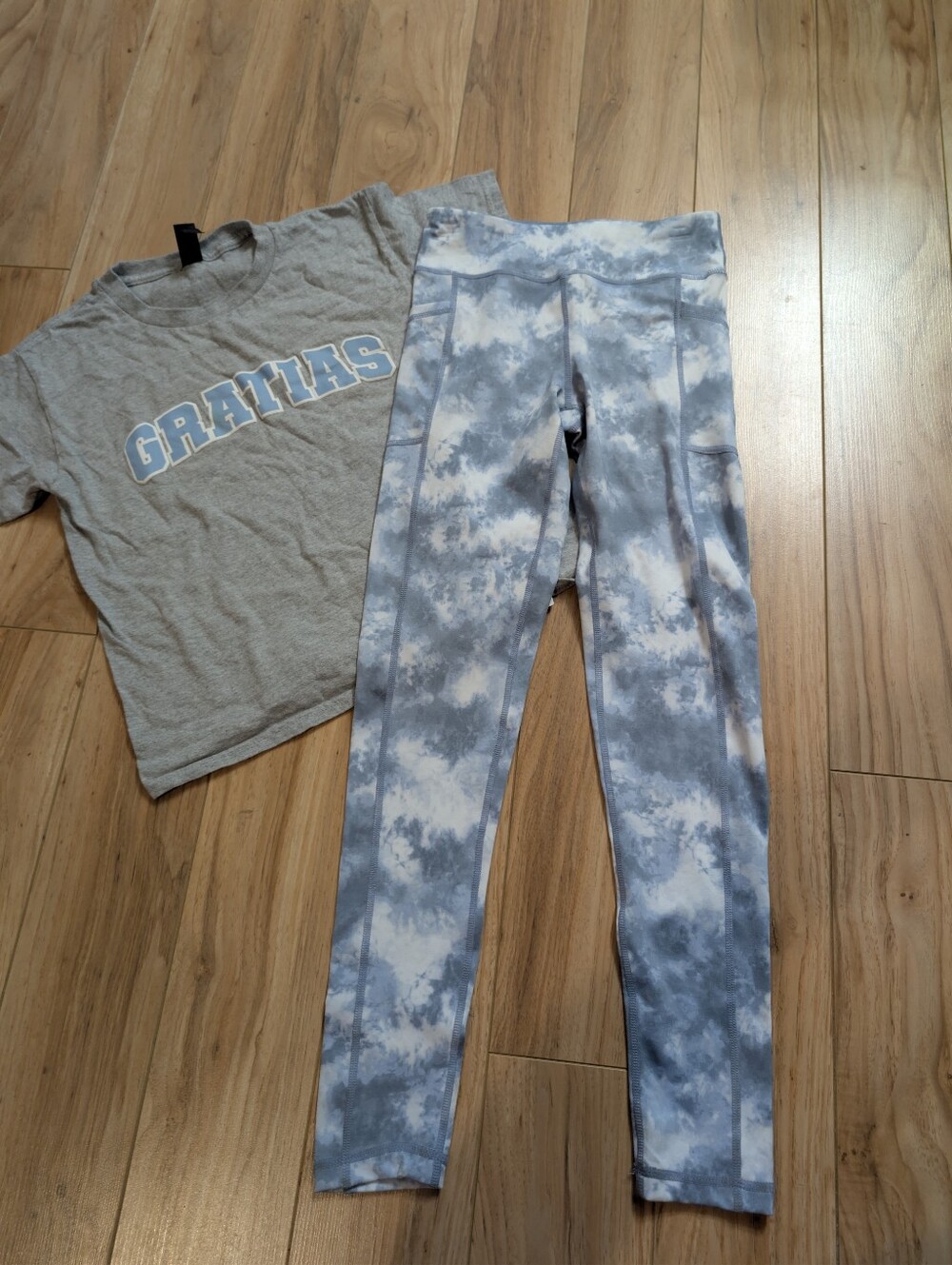 Girls Blue & Grey Outfit Set | Gildan "Gratias" Tee & 90 Degree  Leggings 10/12